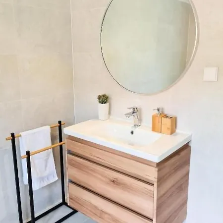 Fuer 7 Personen Ca- 120 M² In Supetarska Dra By Interhome * Supetarska Draga