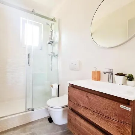 Fuer 7 Personen Ca- 120 M² In Supetarska Dra By Interhome Apartment