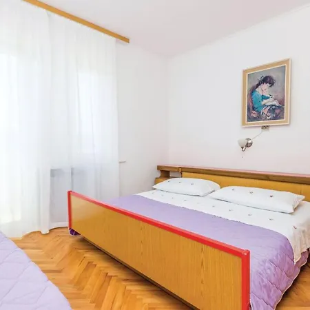 Apartment Fuer 7 Personen Ca- 120 M² In Supetarska Dra By Interhome Supetarska Draga